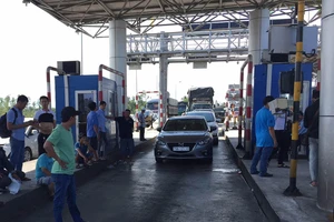 Miễn phí ô tô 17 xã, phường, BOT Ninh Lộc 'hạ nhiệt'