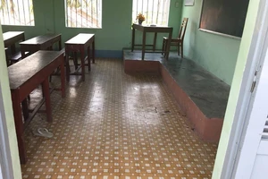 Nam sinh lớp 10 đâm chết bạn trong phòng học