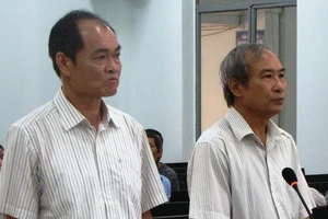 Biển thủ phí thăm quan, phó BQL vịnh bị điều tra thêm tội mới