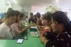 Đề nghị khẩn cấp chặn khách Trung Quốc thanh toán chui