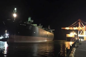 2 công nhân chết trong hầm tàu nước ngoài ở cảng Quy Nhơn
