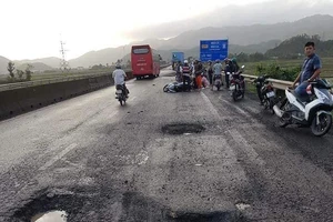 Đề nghị khởi tố vụ án sụp 'ổ gà' dẫn đến tử vong trên quốc lộ 