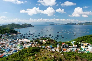 2 lãnh đạo đồn biên phòng cho thuê đất quốc phòng bị cách chức