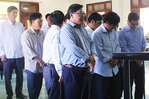 Cựu chủ tịch huyện kêu oan sắp hầu tòa