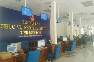 Giám sát viên chức có thái độ thiếu chuẩn mực với dân 