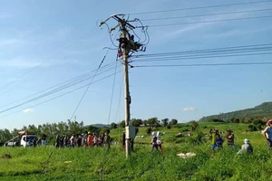 Một công nhân chết thảm trên trụ điện cao thế