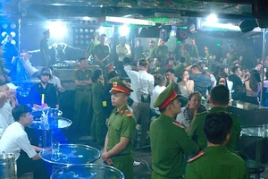 Nhiều người dương tính ma túy ở vũ trường Lodge Nha Trang