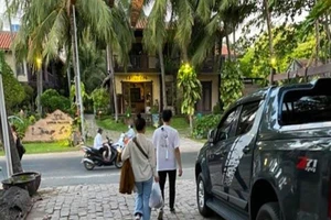 2 du khách đến từ Daegu từ chối cách ly đã về Hàn Quốc