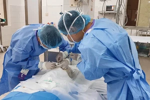 1 thanh niên vừa qua đời đem lại ánh sáng cho 2 người