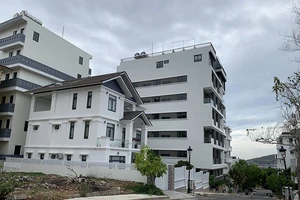 Loạt biệt thự xây hoàn thiện dù bị yêu cầu cưỡng chế nhiều lần