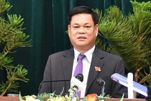 Miễn nhiệm chủ tịch HĐND tỉnh đối với ông Huỳnh Tấn Việt
