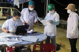 9 người đi tàu cùng bệnh nhân 419 nhưng không khai báo y tế 