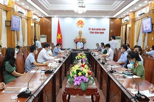 Bình Định tạm đình chỉ hoạt động dịch vụ không thiết yếu