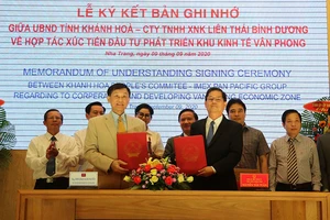 Tỉ phú Johnathan Hạnh Nguyễn tài trợ làm quy hoạch Vân Phong