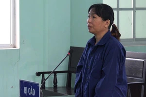 Lừa tiêm vaccine COVID-19 giả, bị phạt 4 năm tù