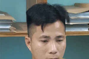 Chở 4 khẩu súng cùng 164 viên đạn đi giải quyết mâu thuẫn