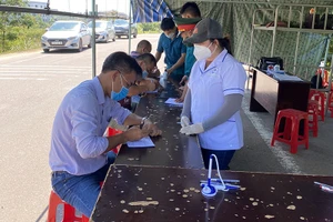 Bình Định phát hiện 2 trường hợp nghi nhiễm COVID-19 đầu tiên