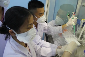 Giám đốc CDC Phú Yên giải thích việc tồn mẫu xét nghiệm COVID-19