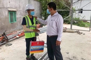 Cho thôi việc phó chủ tịch phường nói 'Bánh mì không phải là thực phẩm' 