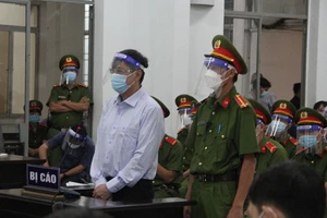 Cựu chủ tịch tỉnh Khánh Hòa Lê Đức Vinh lại bị khởi tố 