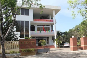 Trưởng Công an, Viện trưởng VKS thị xã Sông Cầu và nhiều cán bộ bị kỷ luật 