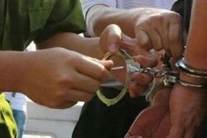 Tìm đến nhà đâm chết bạn nhậu