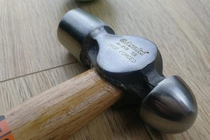 Đến nhà chở cháu đi học, phát hiện con gái tử vong, con rể nguy kịch