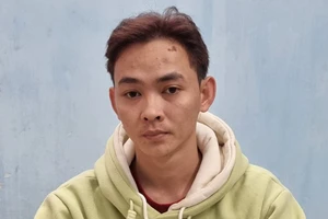 Lái xe tông CSGT bị khởi tố tội giết người