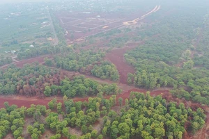 1 huyện biên giới quy hoạch 2 dự án sân golf 