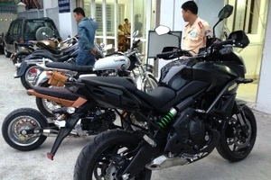 Bắt dàn mô tô 'khủng' gây hoảng sợ cho người dân