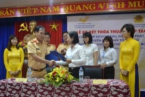 CSGT Đà Nẵng: Thu tiền phạt, trả giấy tờ vi phạm qua đường bưu điện