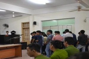 Tăng án 22 đối tượng trong đường dây đánh bạc qua mạng