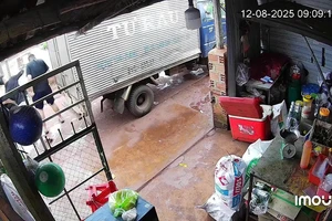 Công an điều tra vụ 2 thanh niên đánh, dọa chôn sống người giao đá lạnh