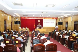 Trung ương cho nghỉ hưu trước tuổi với 2 Phó Bí thư Tỉnh ủy Thanh Hóa