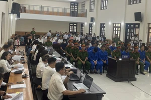 Đang xét xử vụ án đưa, nhận hối lộ tại Tập đoàn Tuấn Ân và Điện lực Bình Thuận