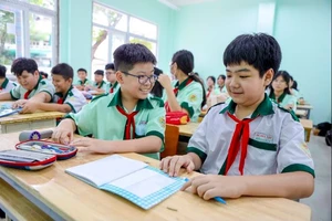 Sở GD&ĐT TP.HCM lập các đoàn kiểm tra công tác thu chi đầu năm học