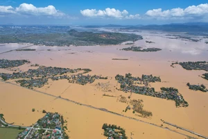 Ủy ban Thường vụ Quốc hội ủng hộ đồng bào khắc phục hậu quả thiên tai