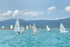 Hấp dẫn giải đua thuyền buồm quốc tế và ván chèo đứng Quy Nhơn 2023