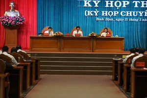 Thu ngân sách thấp, Chủ tịch HĐND tỉnh Bình Định yêu cầu quyết liệt thực hiện các giải pháp tháo gỡ