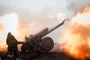 Ukraine nói Nga thực hiện 23 cuộc tấn công bằng pháo và súng cối vào biên giới của vùng Sumy trong ngày 26-12. Ảnh: UKRINFORM