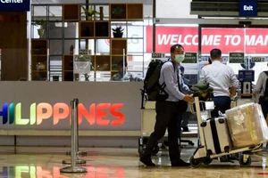 Sự cố mất điện khiến Philippines phải tạm ngưng hàng trăm chuyến bay, đóng cửa không phận ngày 1-1. Ảnh: REUTERS