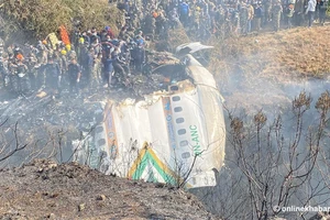 Video: Máy bay Nepal chở 72 người rơi, 15/68 nạn nhân thiệt mạng là người nước ngoài