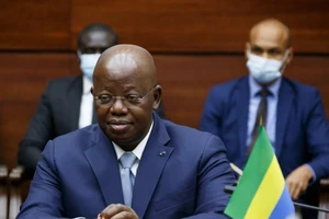 Ngoại trưởng Gabon đột tử ngay trong cuộc họp nội các