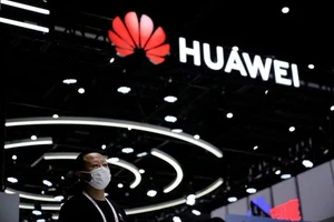 Logo tập đoàn công nghệ Trung Quốc Huawei. Ảnh: REUTERS