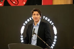 Thủ tướng Canada nhìn thấy 'một số kiểu mẫu chung' trong các vật thể bay bị bắn rơi trên không phận Bắc Mỹ 