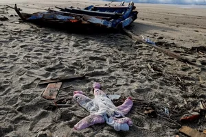 Ý sẽ họp nội các tại khu vực đắm tàu di cư