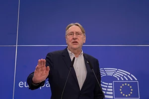 EU khẩn trương thiết kế công cụ chống bắt nạt kinh tế 