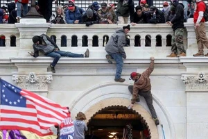 4 thành viên nhóm Proud Boys bị kết tội trong vụ bạo loạn tại Điện Capitol 