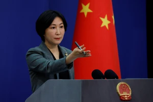Phát ngôn viên Bộ Ngoại giao Trung Quốc Mao Ninh trong cuộc họp báo ngày 22-5 ở thủ đô Bắc Kinh (TQ). Ảnh: BỘ NGOẠI GIAO TRUNG QUỐC