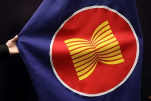 Cờ của Hiệp hội các quốc gia Đông Nam Á (ASEAN). Ảnh: REUTERS